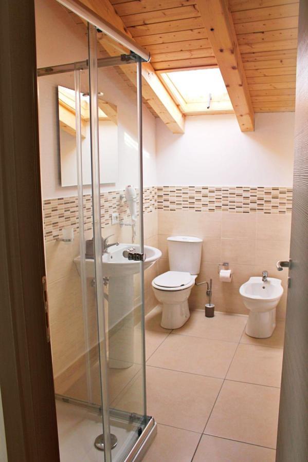 La Claudette Apartment Katanya Dış mekan fotoğraf