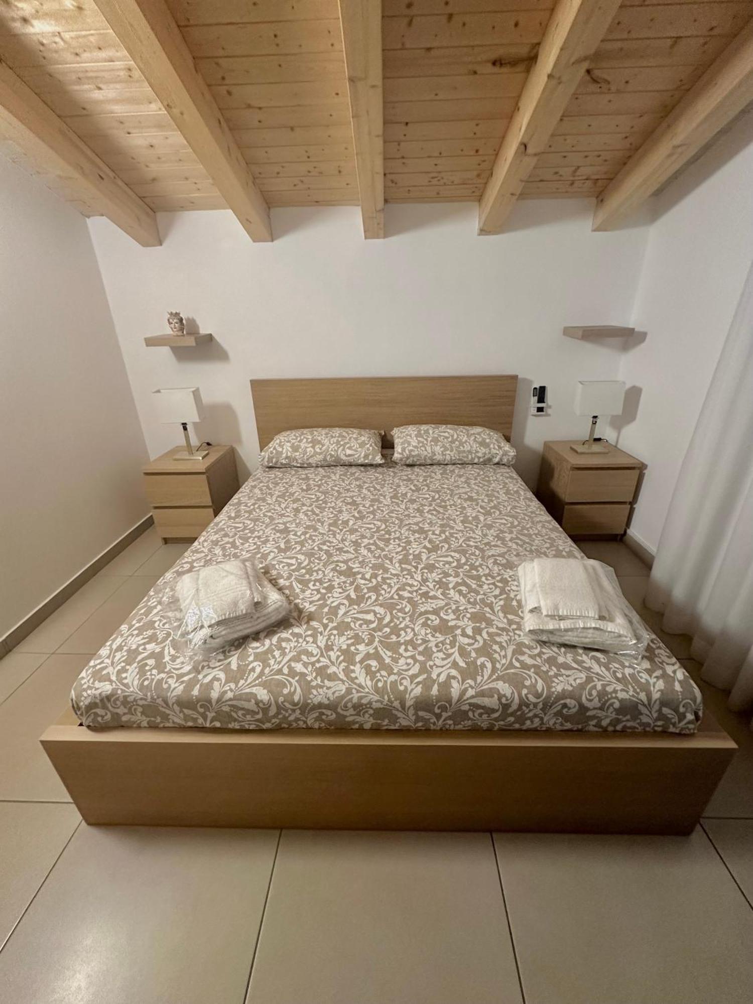 La Claudette Apartment Katanya Dış mekan fotoğraf